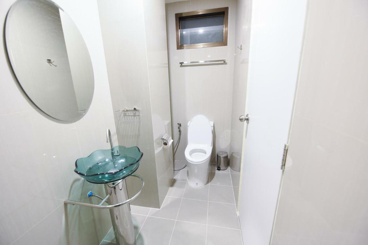 אובון רטצ'תאני Wish Hotel Ubon מראה חיצוני תמונה
