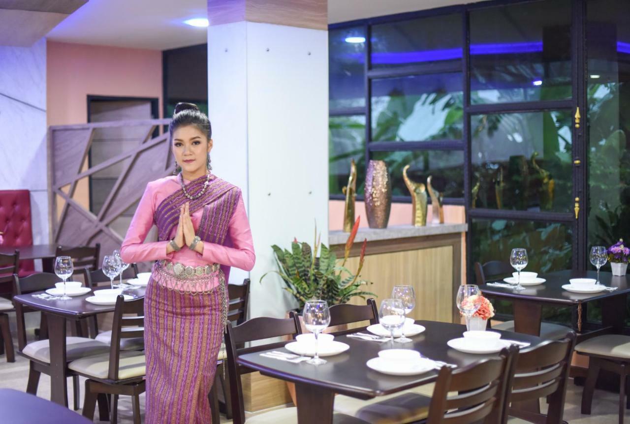 אובון רטצ'תאני Wish Hotel Ubon מראה חיצוני תמונה