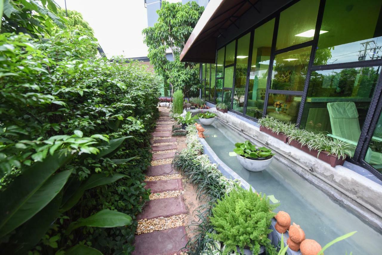 אובון רטצ'תאני Wish Hotel Ubon מראה חיצוני תמונה